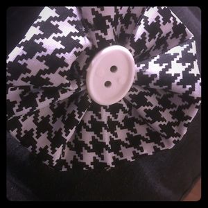Houndstooth hair pin